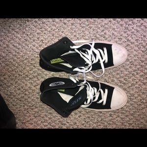 New style men’s converse high top size 12